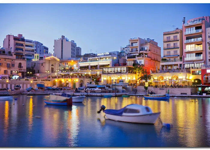 Chic Penthouse Steps From The Promenade Apartman *